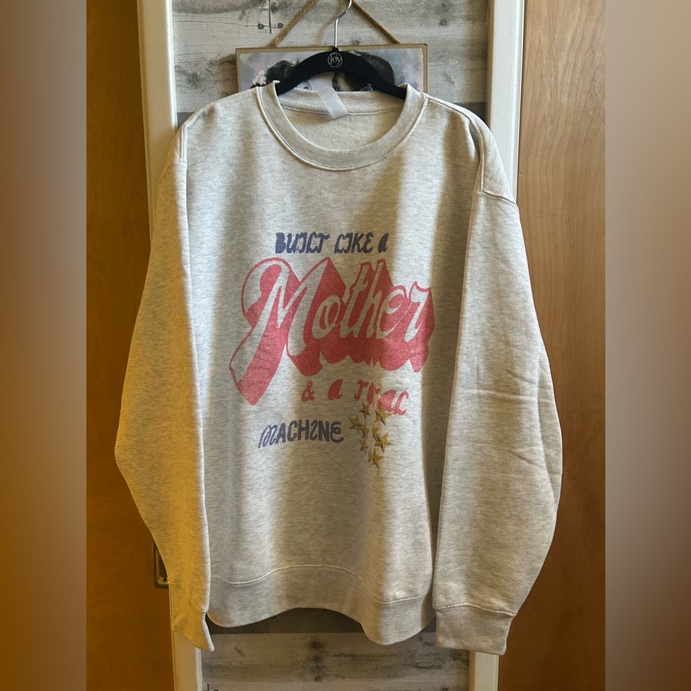 Sweatshirt